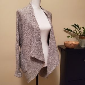 Romeo & Juliet cardigan